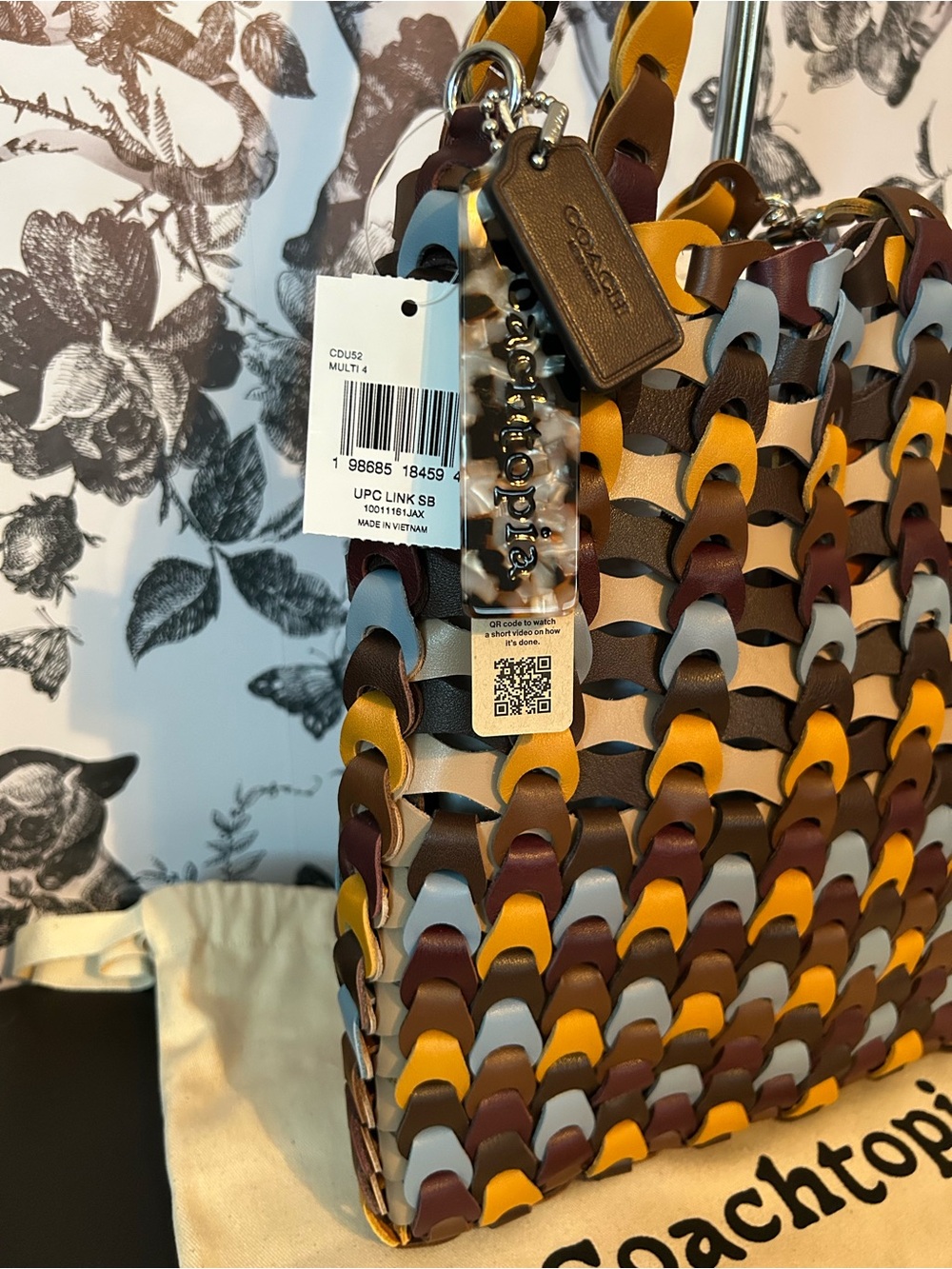 COACHTOPIA LINKS SHOULDER BAG NWT - Picture 3 of 10